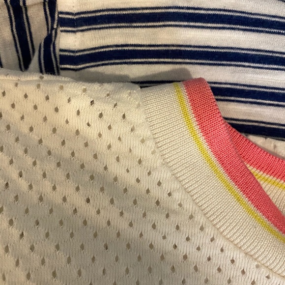 Bundle of 4 flutter/ ruffle sleeve tee shirts ! - Picture 8 of 8